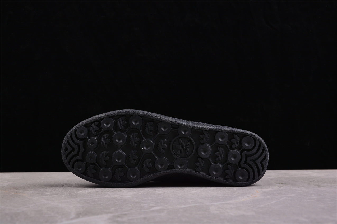 Gazelle azul-marinho e jeans