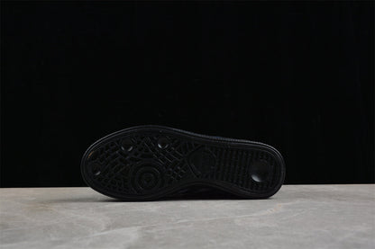 SNS GT II cinza médio e azul-marinho