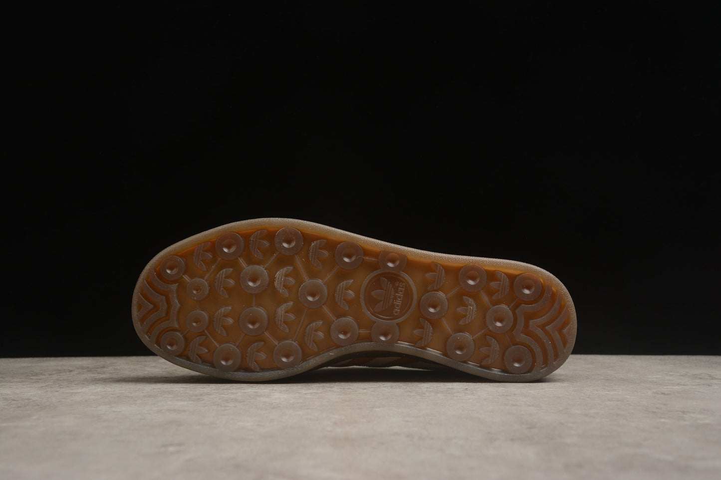 Gazelle bege e marrom