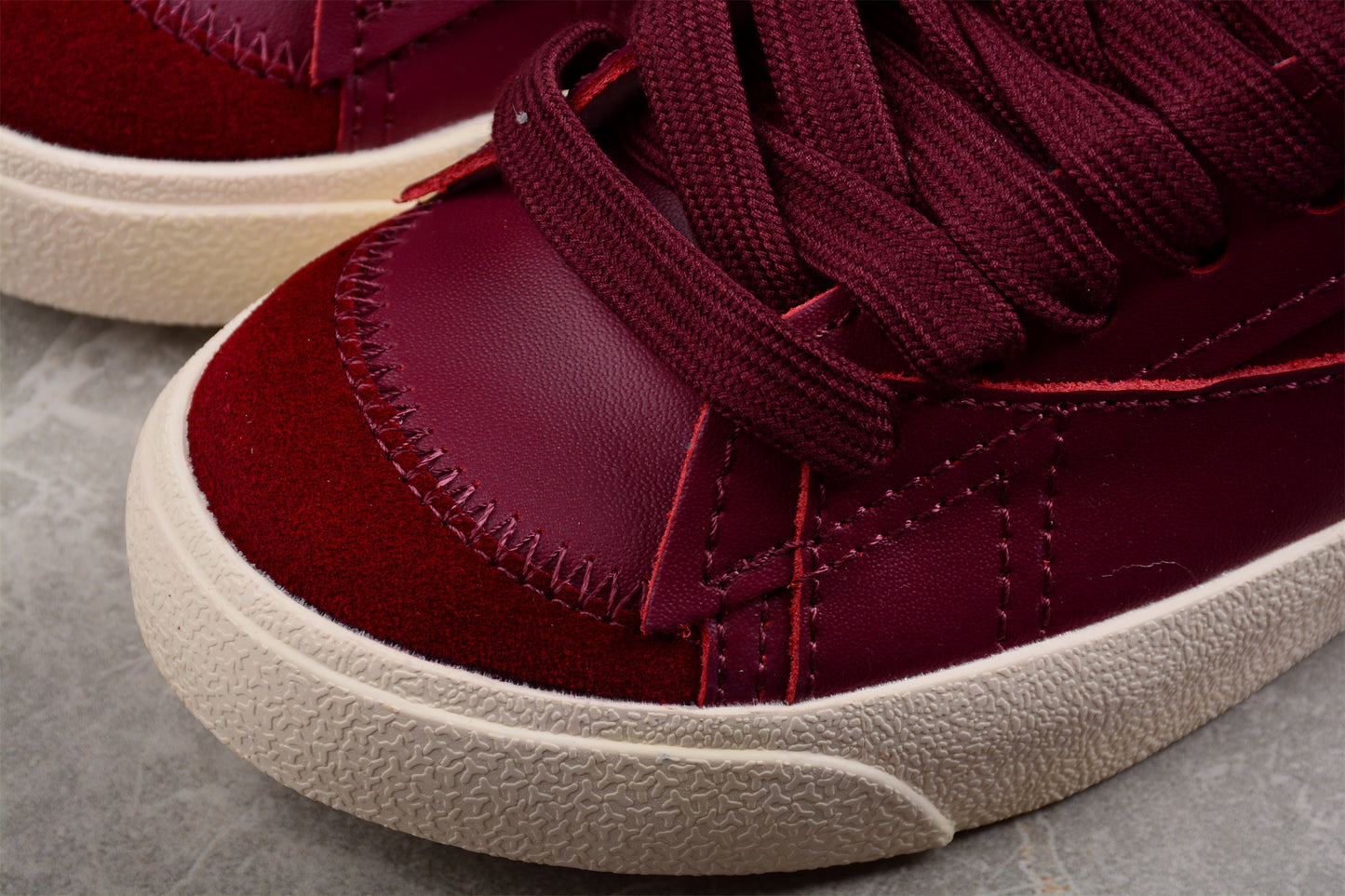 Blazer Low ’77 vermelho e rosa