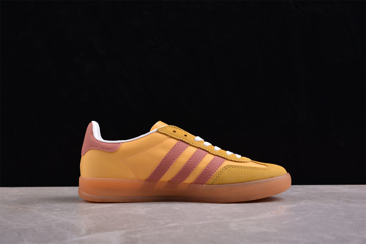 Gazelle amarelo e roxo