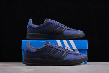 Gazelle azul-marinho e jeans