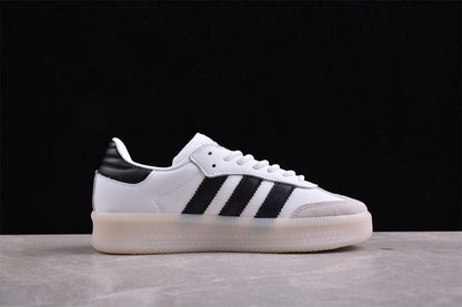 Samba XLG plataforma branco, preto e dourado