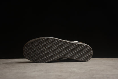 Gazelle branco e preto