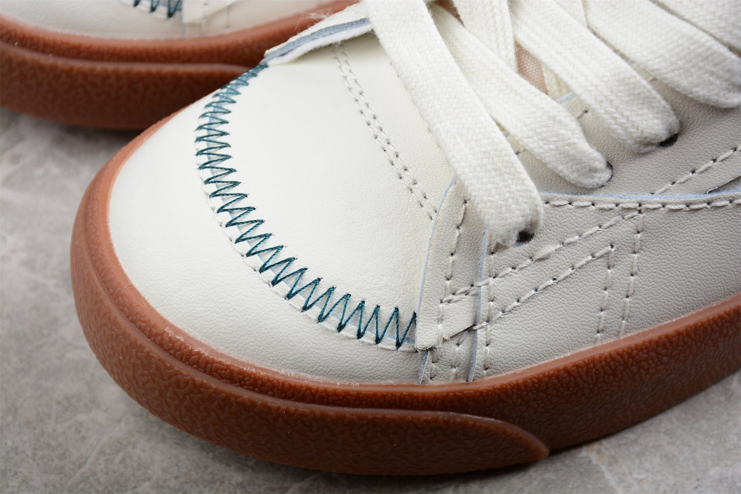 Blazer Low ’77 branco e preto