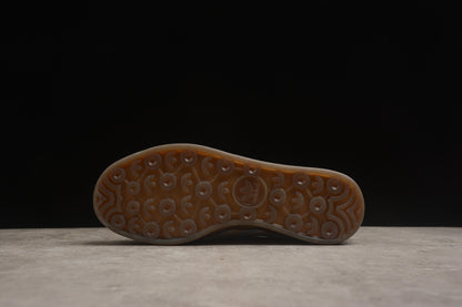 Gazelle azul-celeste e bege