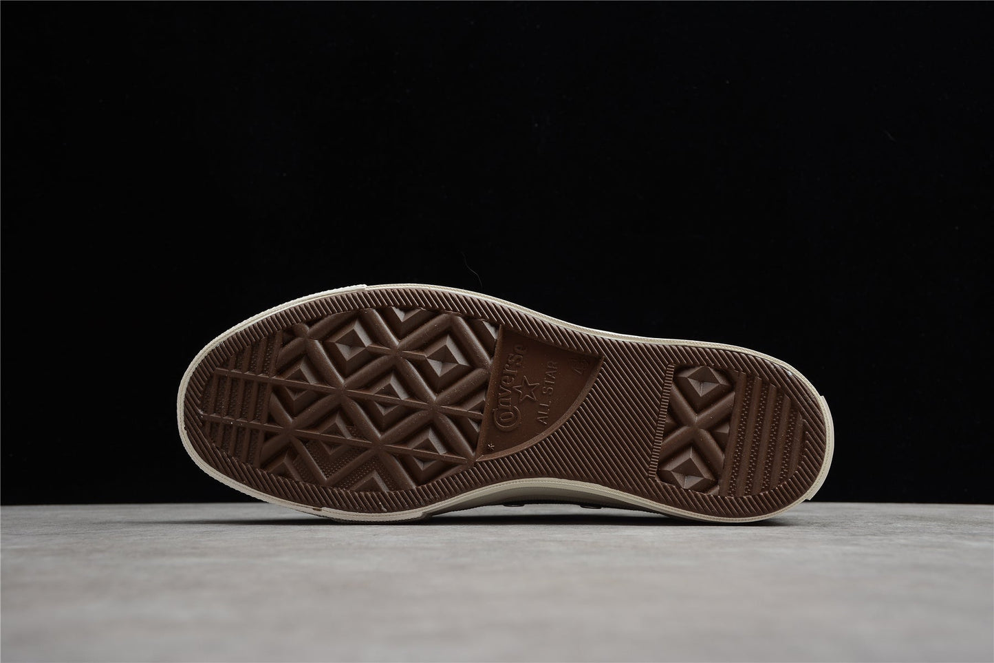 Comme des Garçons Play Chuck 70 Low Plataforma cinzento