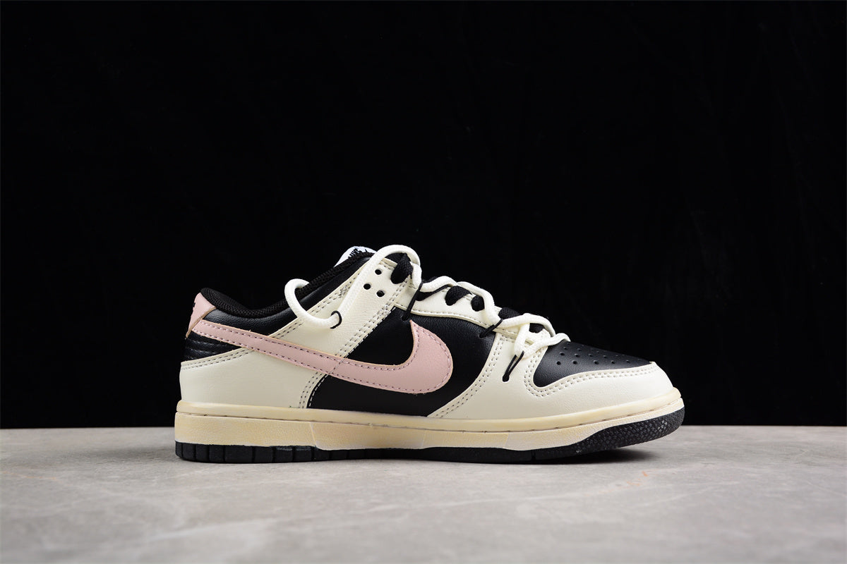 Dunk Low preto, creme e rosa pastel