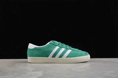 Sporty & Rich verde-claro e branco