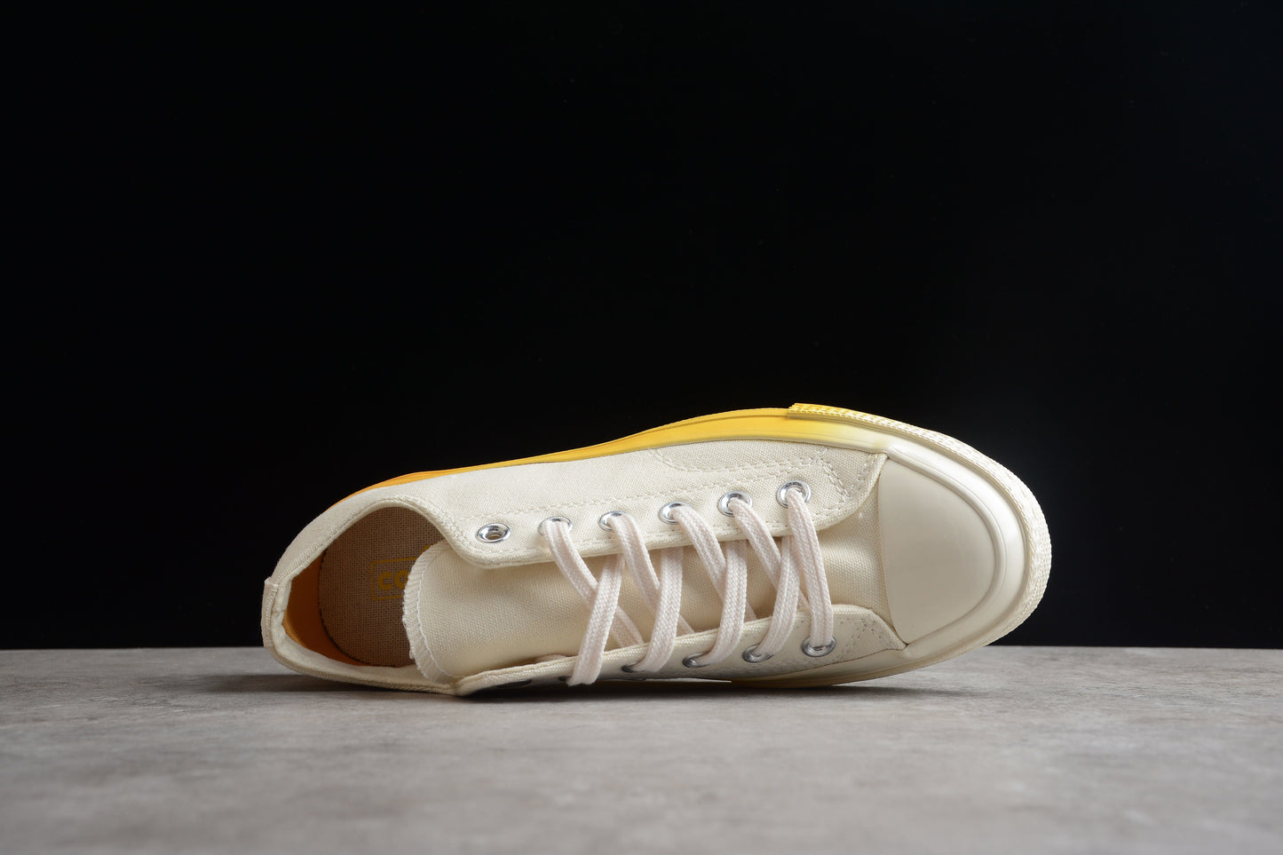 Chuck 70 Low bege e amarelo