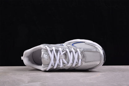 NB 530 prateado e azul