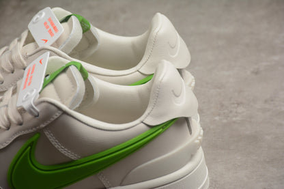 Air Force 1 07 SP  branco e verde