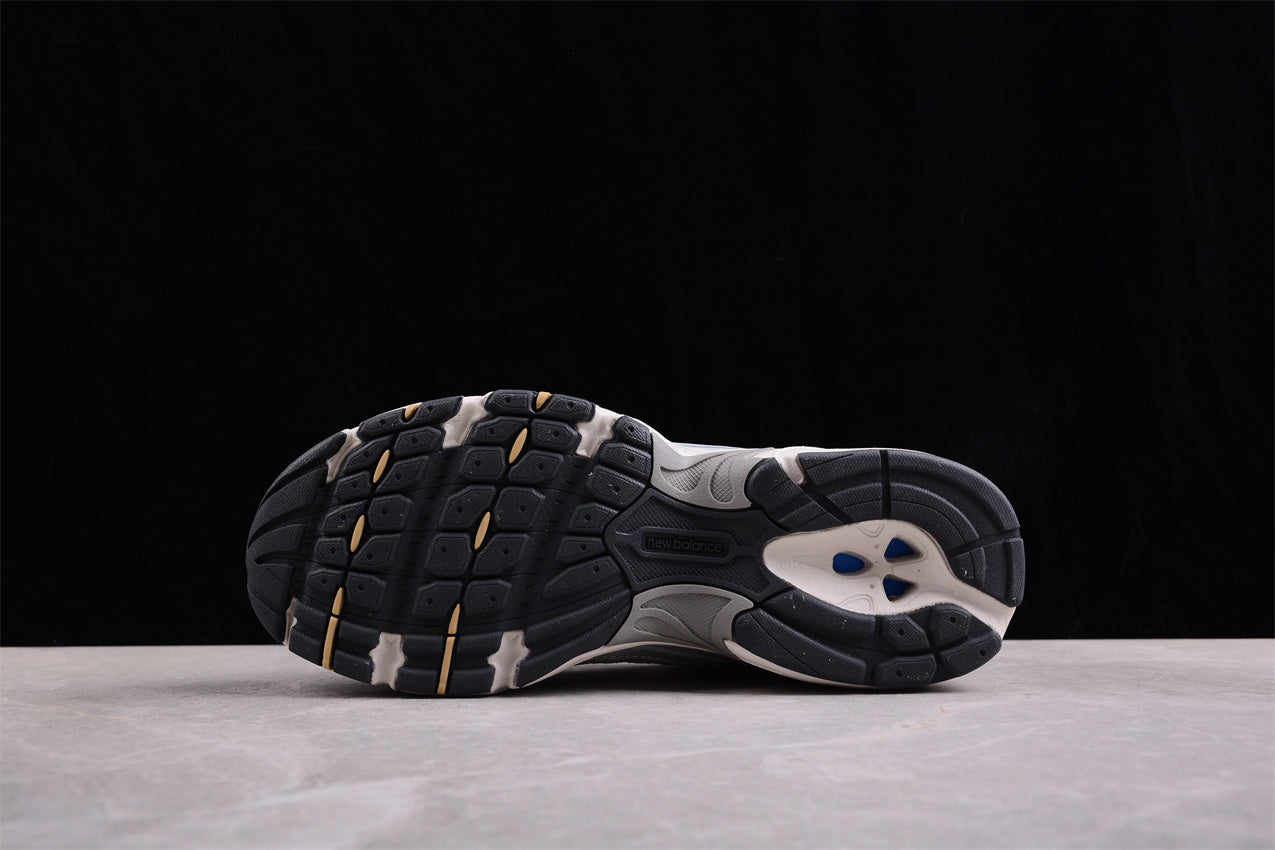 NB 530 prateado e bege