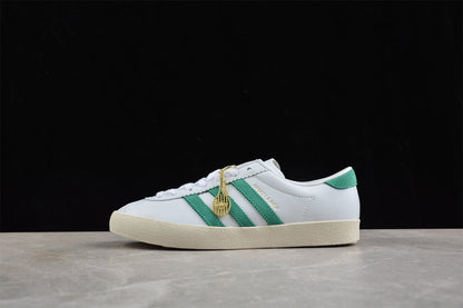 Sporty & Rich branco e verde