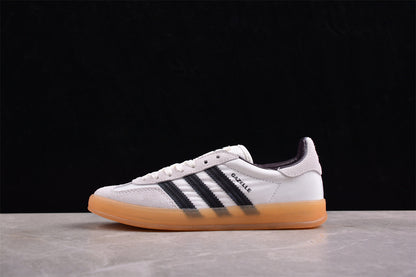 Gazelle branco e preto