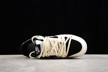 Dunk Low branco osso, preto e rosa