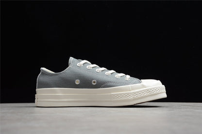 Comme des Garçons Play Chuck 70 Low Plataforma cinzento