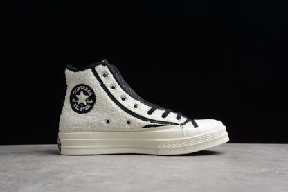 Chuck 70 HI Sherpa branco, preto e egret