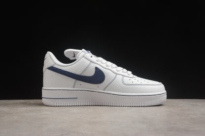 Air Force 1 low branco e azul