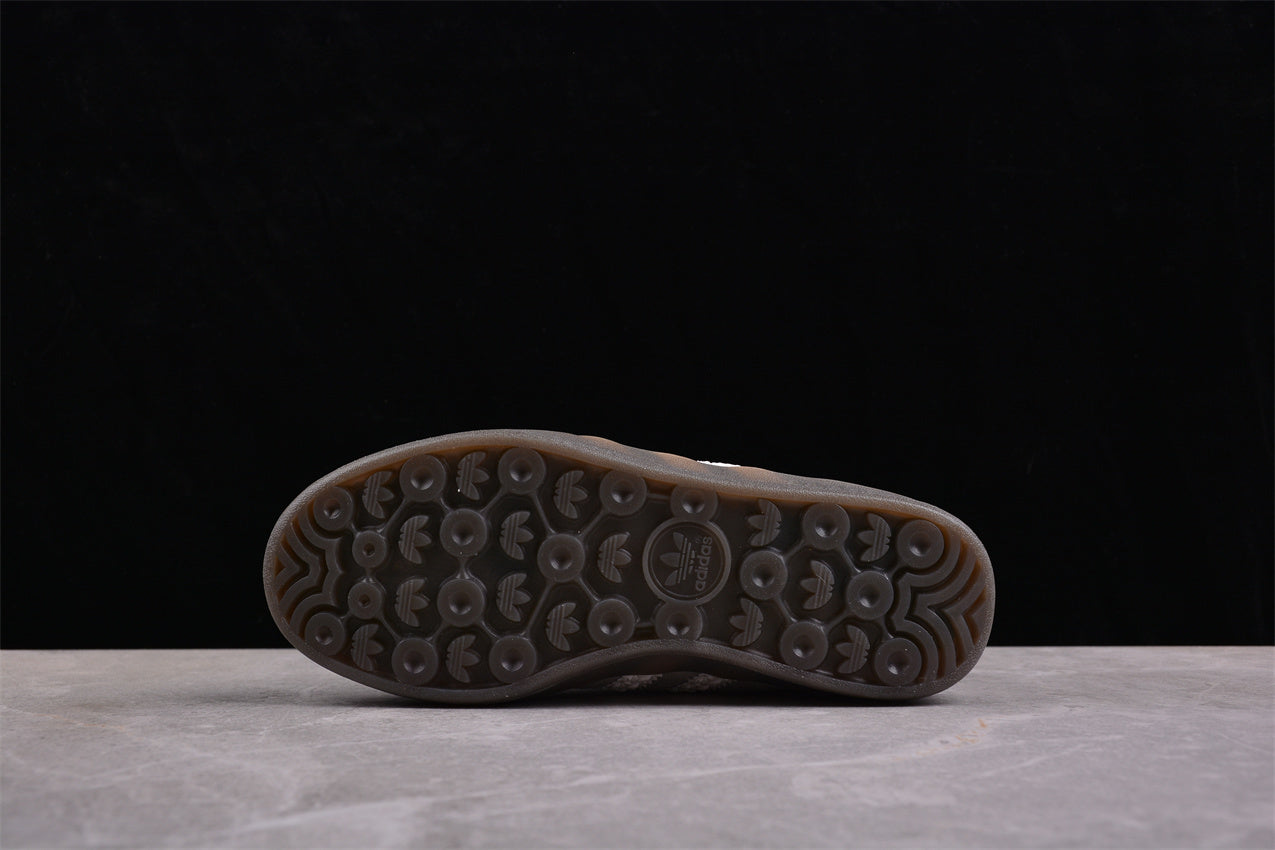 Gazelle cinza e branco