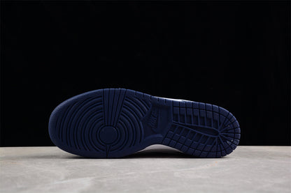 Dunk Low azul e branco
