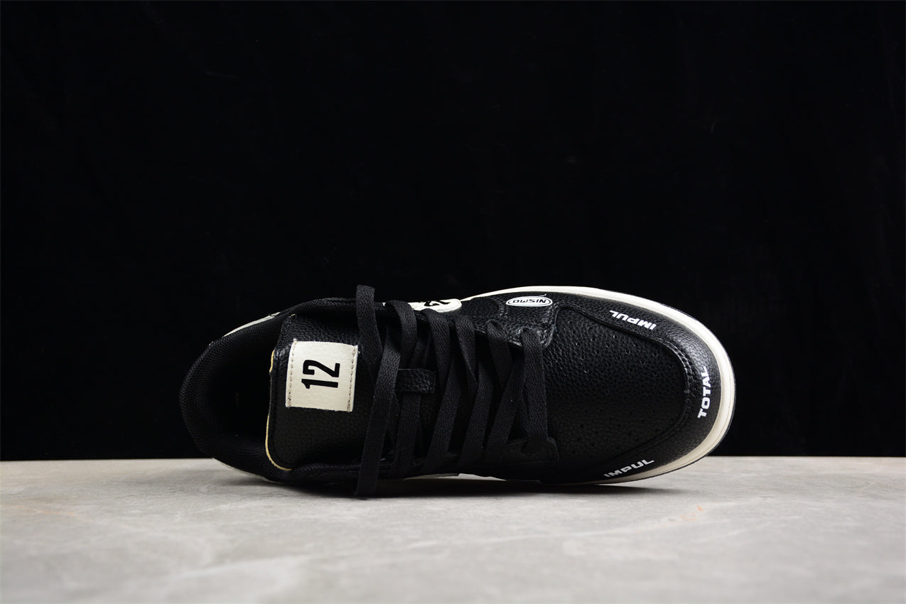 Dunk Low “Calsonic Nissan Impul” preto e branco