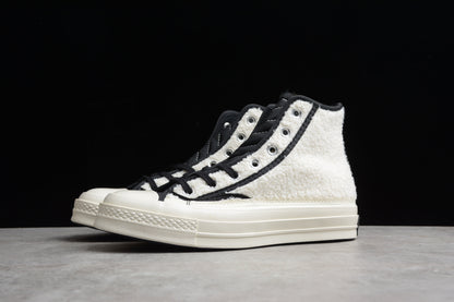 Chuck 70 HI Sherpa branco, preto e egret