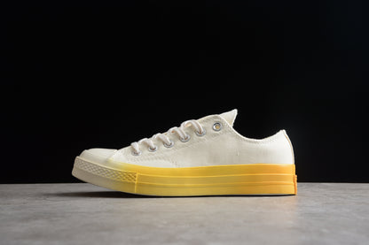 Chuck 70 Low bege e amarelo