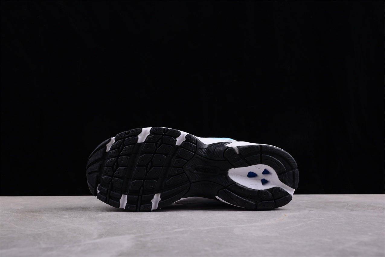 NB 530 branco e azul-celeste