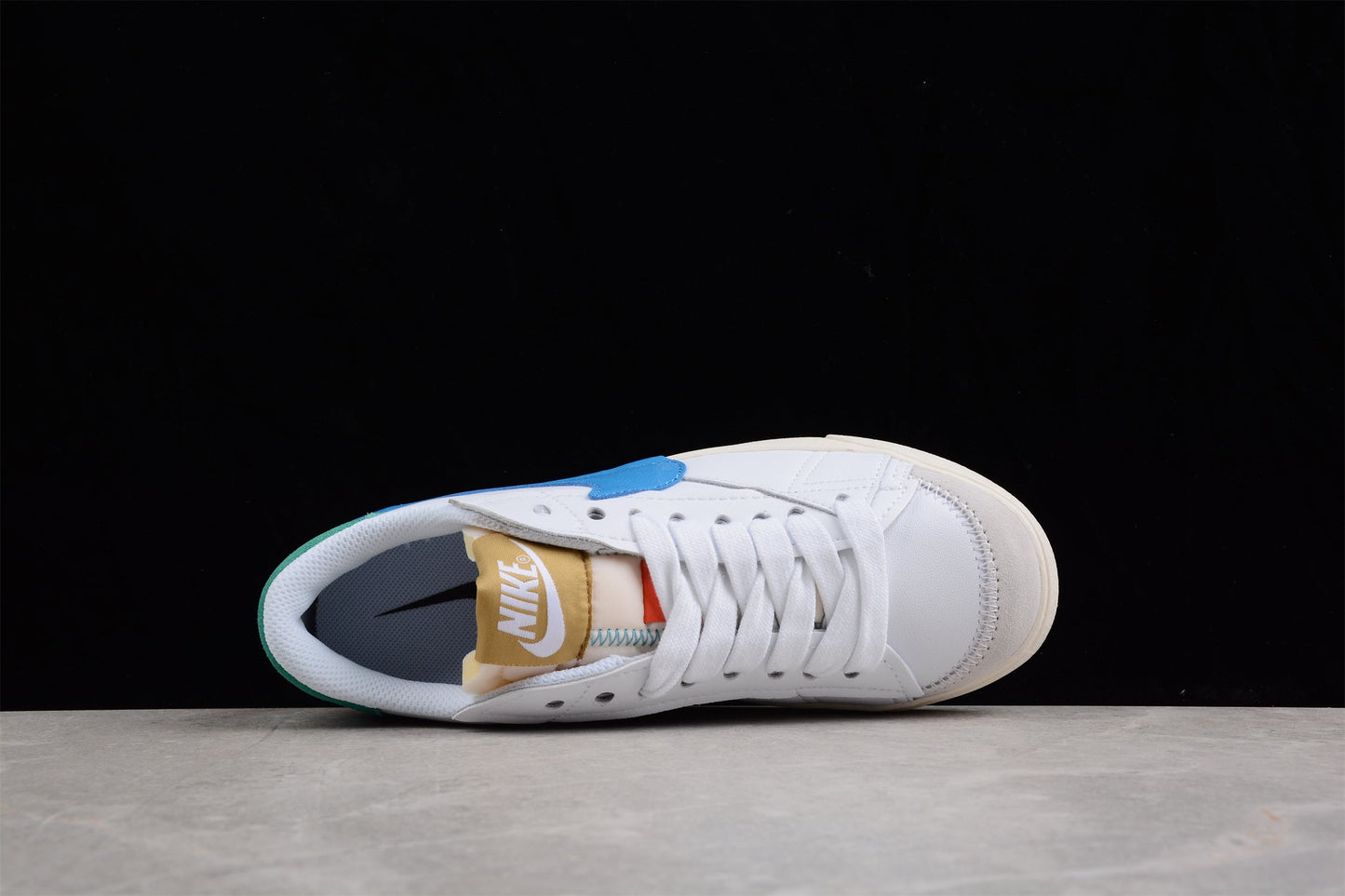 Blazer Low ’77 branco, verde e azul
