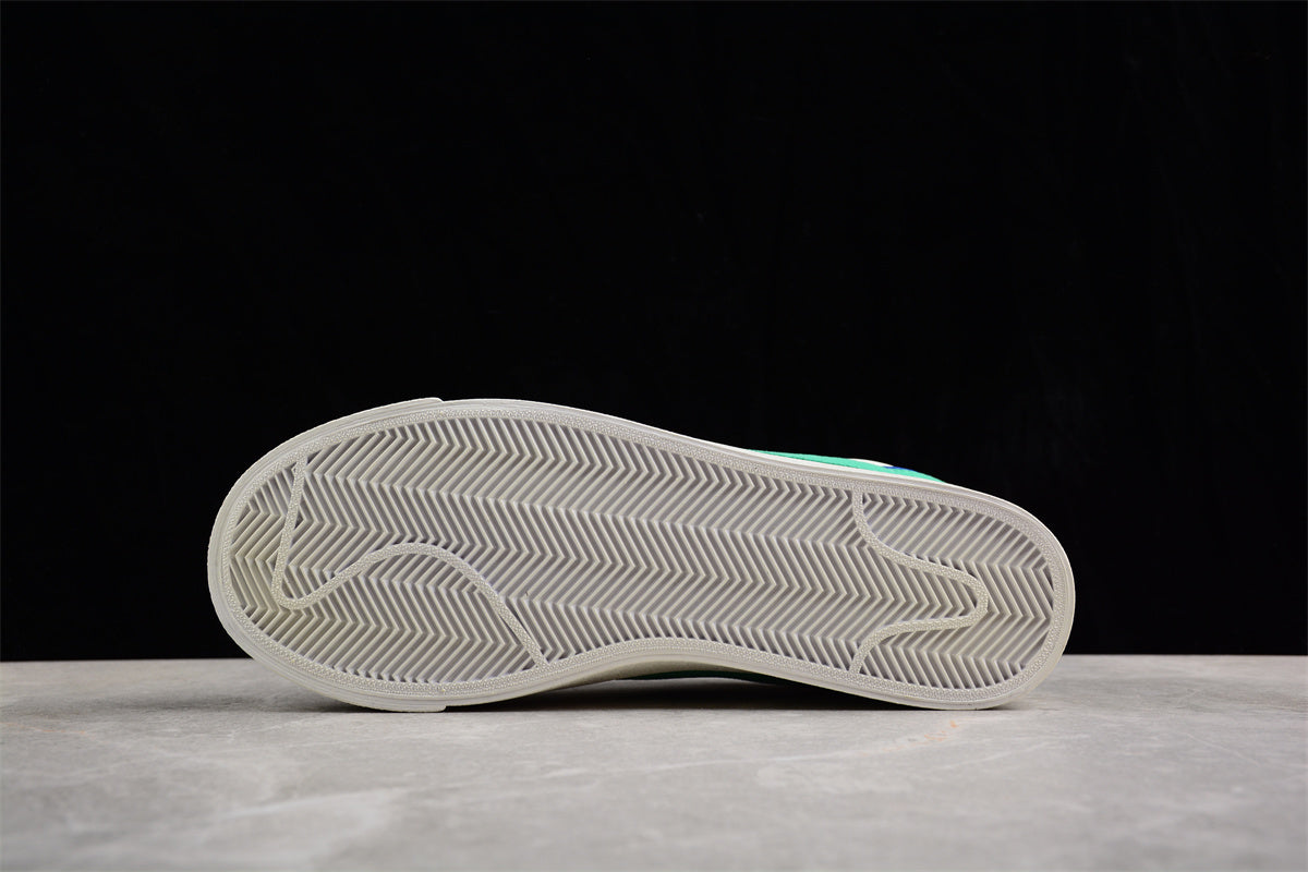 Blazer Low '77 blanco, verde y navy