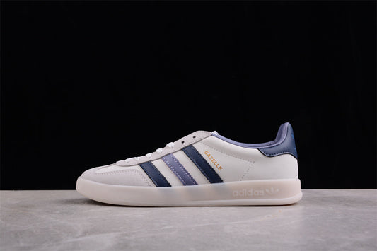 Gazelle branco e azul-marinho