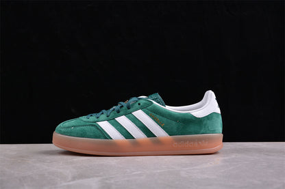 Gazelle verde e branco