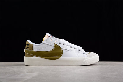 Blazer Low ’77 branco e dourado