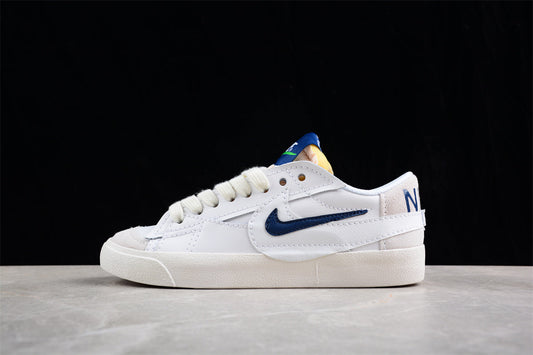 Blazer Low ’77 branco e azul-marinho