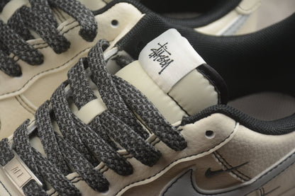 Fabrika Supply Air Force 1 ’07 Beige / Carbon Black | zapatillas Fabrika Supply