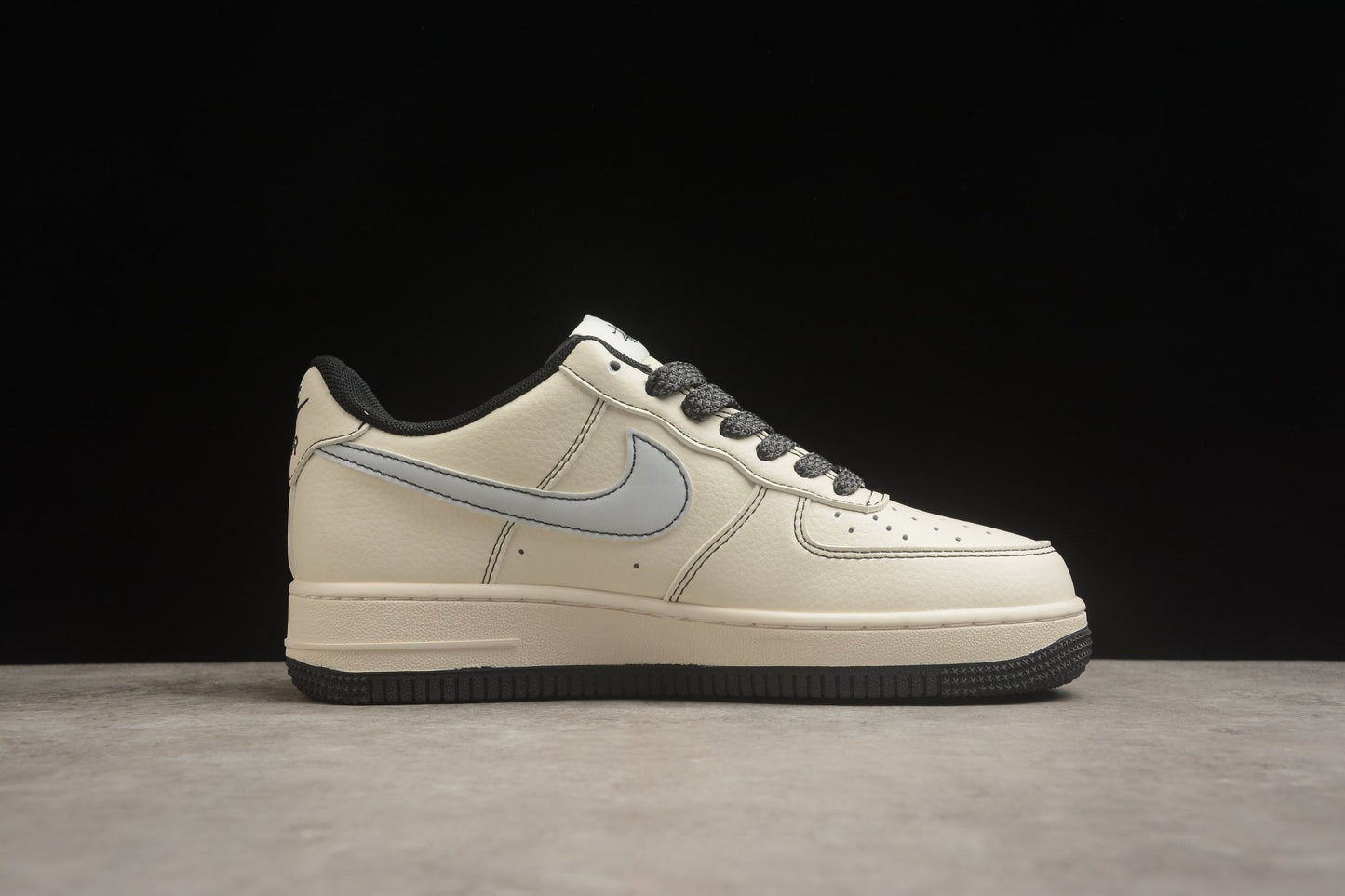 Fabrika Supply Air Force 1 ’07 Beige / Carbon Black | zapatillas Fabrika Supply