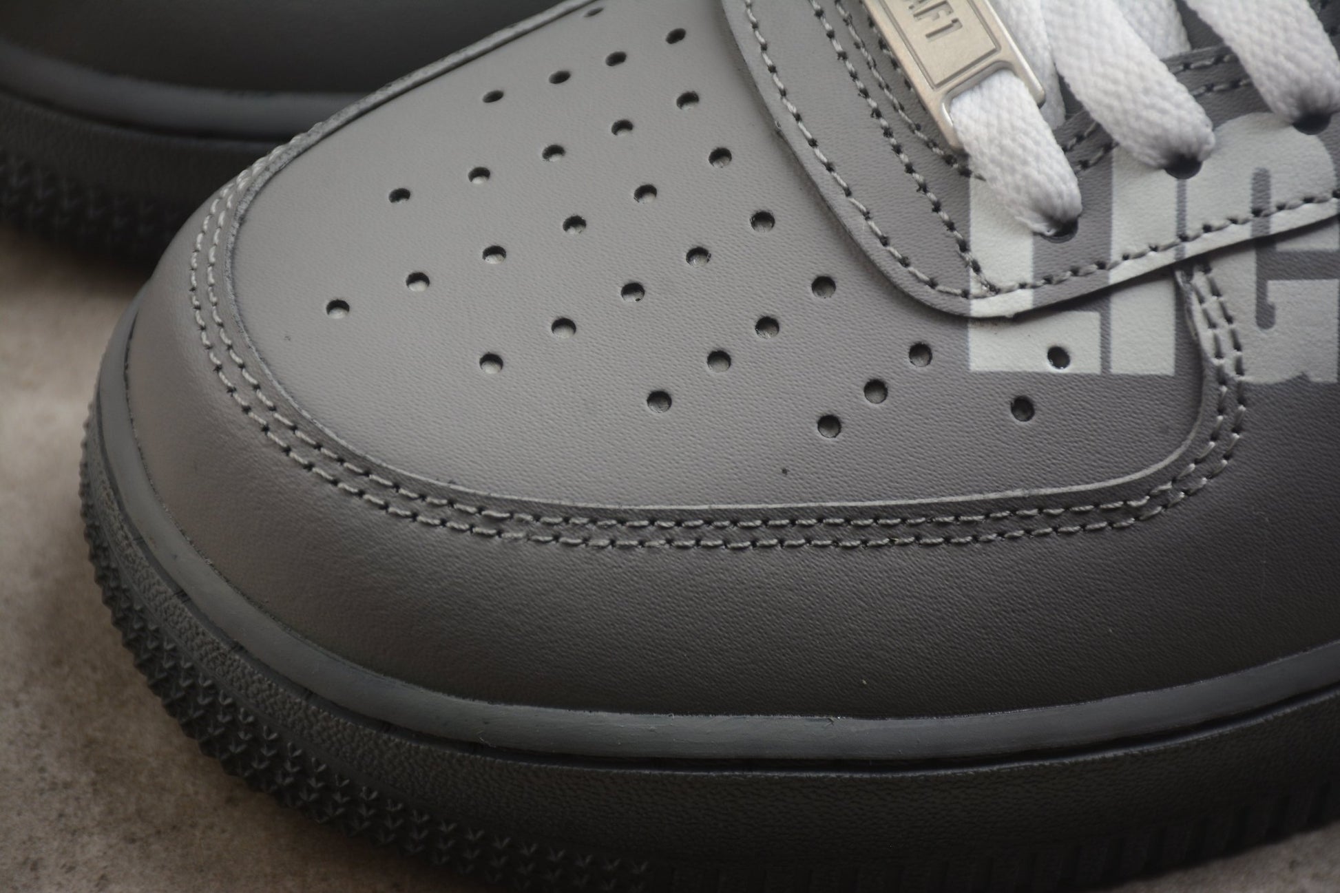 Fabrika Supply Air Force 1 ’07 Dark Grey / White | zapatillas Fabrika Supply