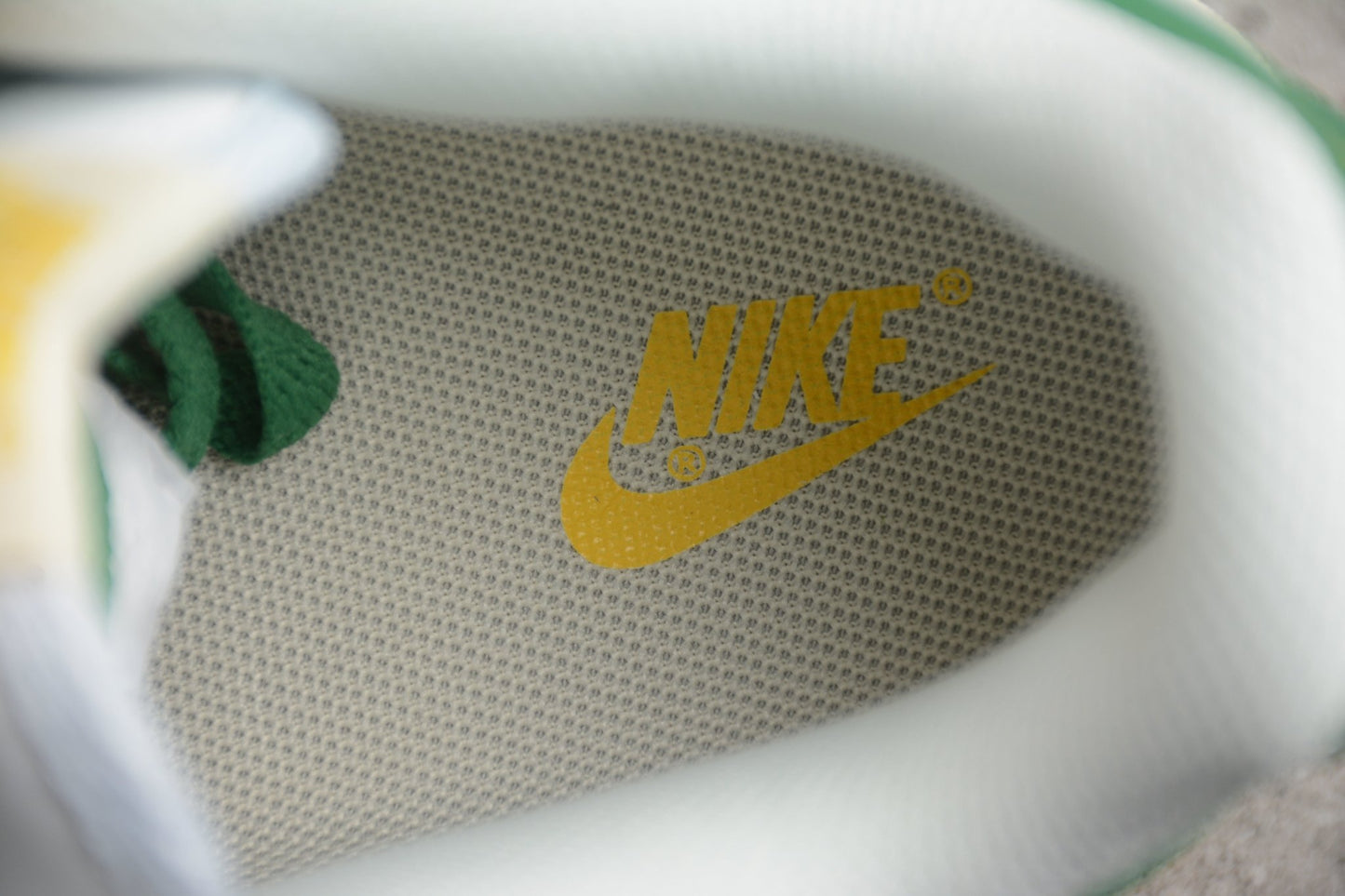 Fabrika Supply Air Force 1 ’07 White / Green | zapatillas Fabrika Supply