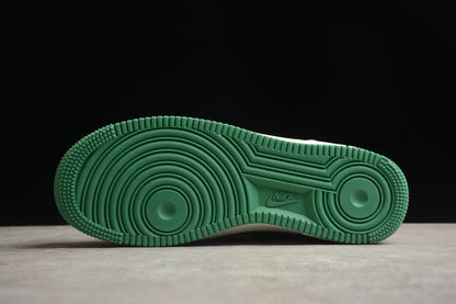 Fabrika Supply Air Force 1 ’07 White / Green | zapatillas Fabrika Supply