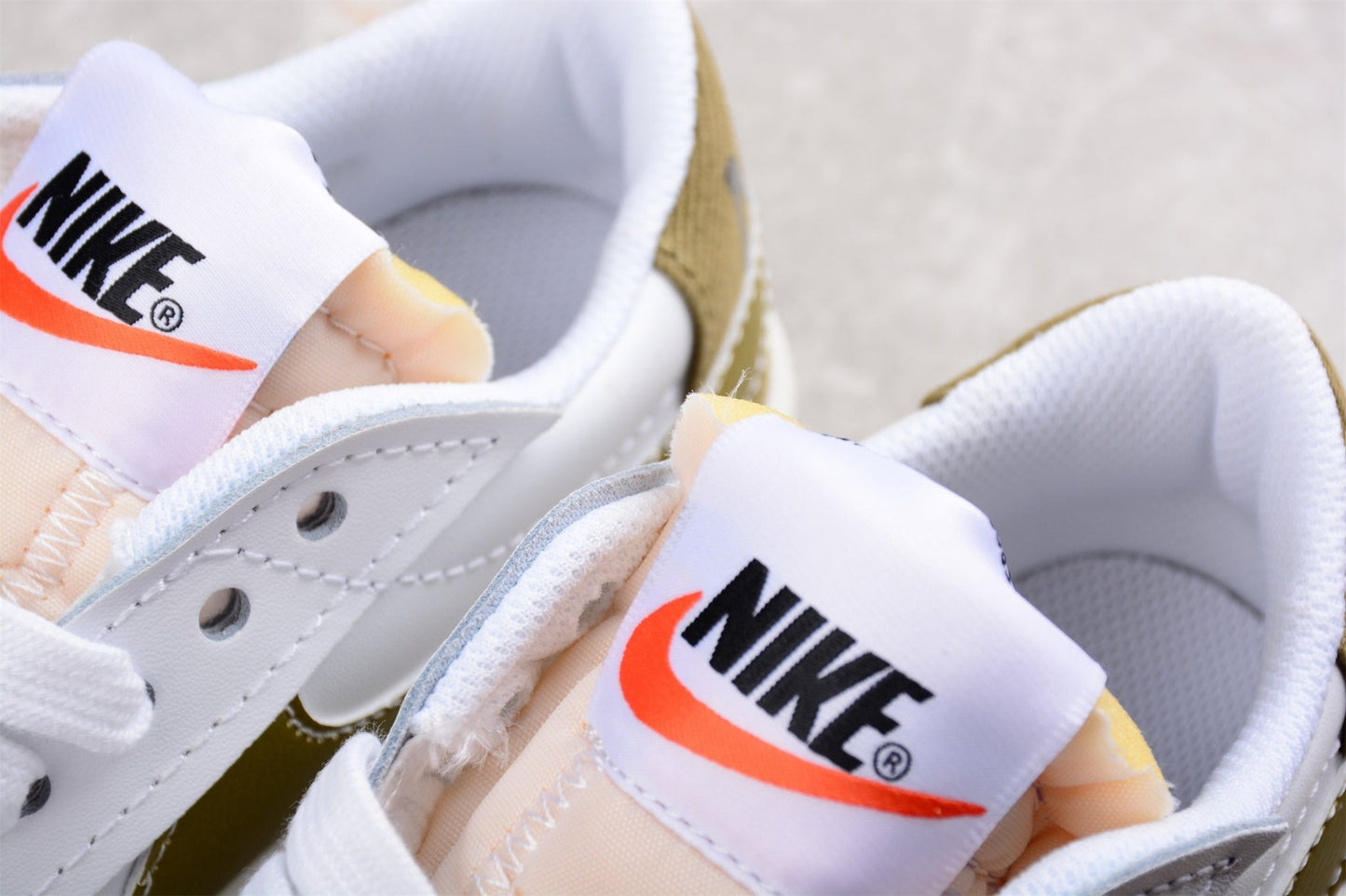 Fabrika Supply Blazer Low ’77 White / Gold | zapatillas Fabrika Supply