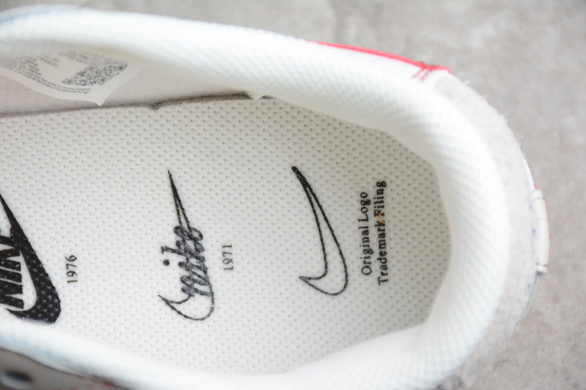 Fabrika Supply Blazer Low ’77 White / Gold / Red | zapatillas Fabrika Supply