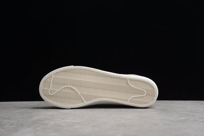 Fabrika Supply Blazer Low ’77 White / Gold / Red | zapatillas Fabrika Supply