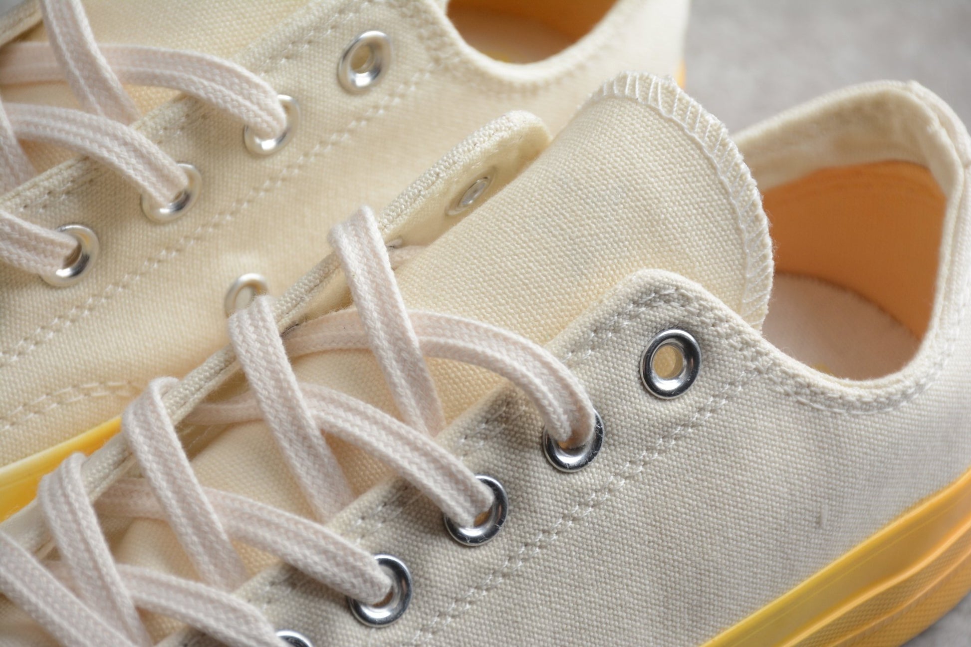 Essenza Rosa Chuck 70 Low Beige / Yellow | zapatillas Essenza Rosa