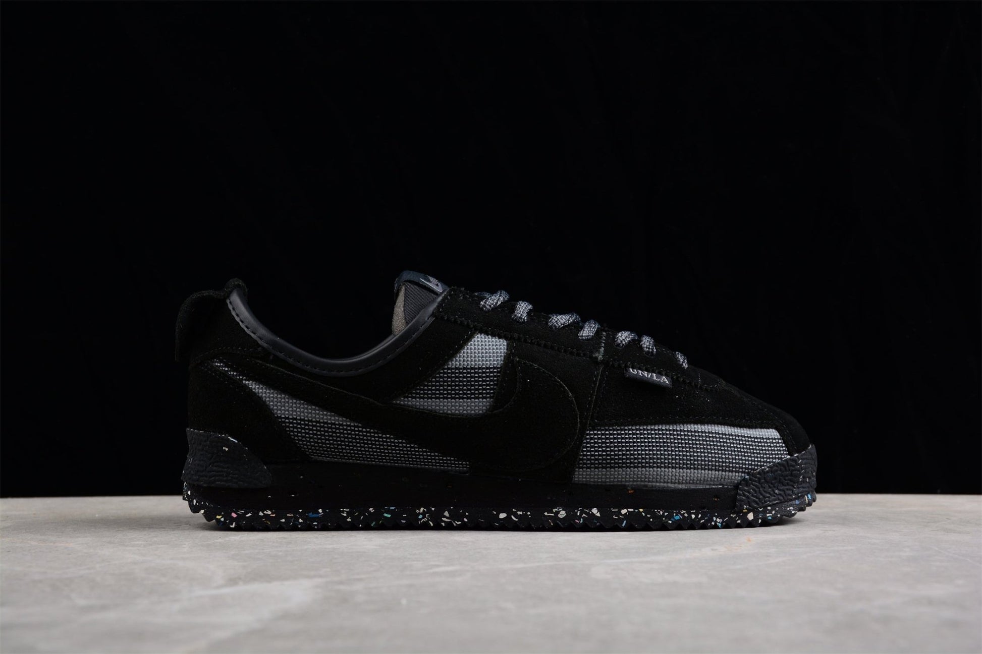 Essenza Rosa Cortez x Union LA Black / Grey | zapatillas Essenza Rosa