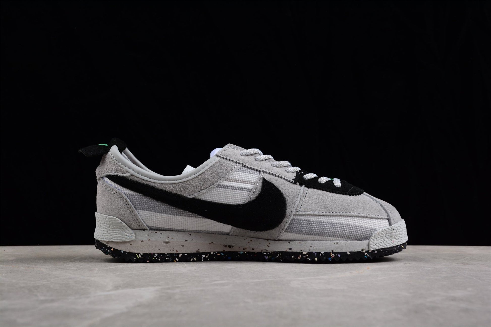 Essenza Rosa Cortez x Union LA Grey / Black | zapatillas Essenza Rosa