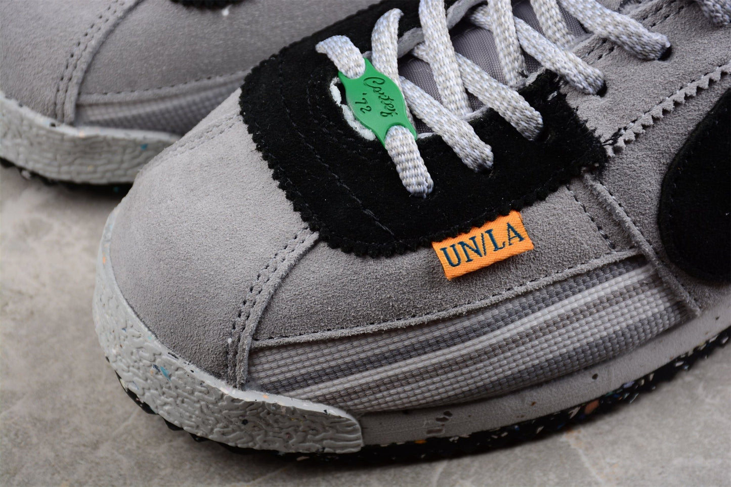 Essenza Rosa Cortez x Union LA Grey / Black | zapatillas Essenza Rosa