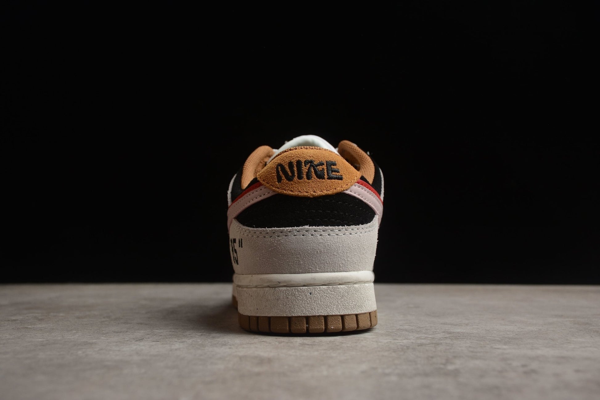 Essenza Rosa Dunk Low “85” Grey / Black / Red | zapatillas Essenza Rosa