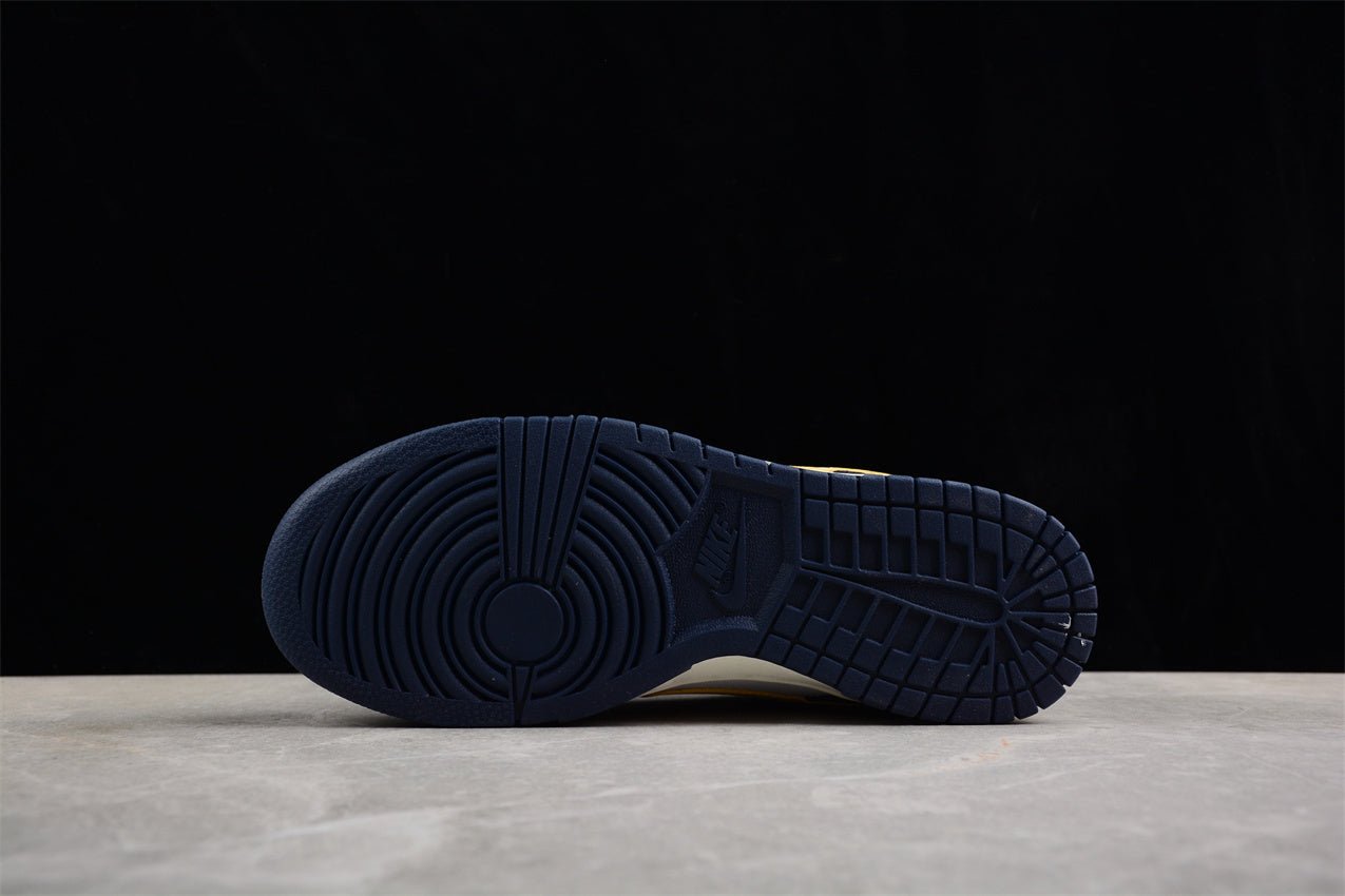Essenza Rosa Dunk Low Navy / White / Yellow | zapatillas Essenza Rosa