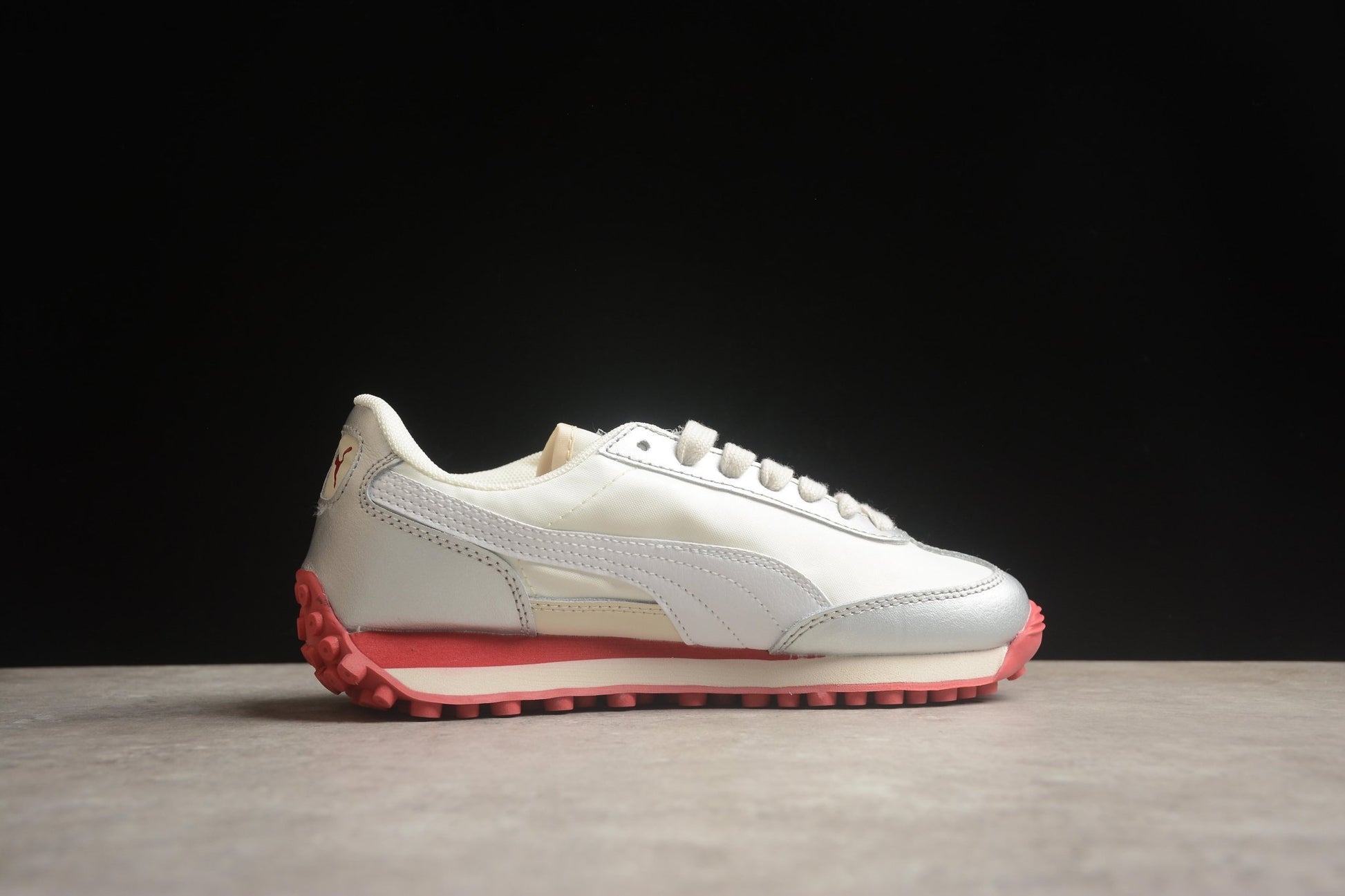 Essenza Rosa Easy Rider Vintage Grey / Red | zapatillas Essenza Rosa